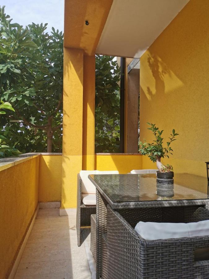 Apartment Dalmatini Tar-Vabriga Exterior photo