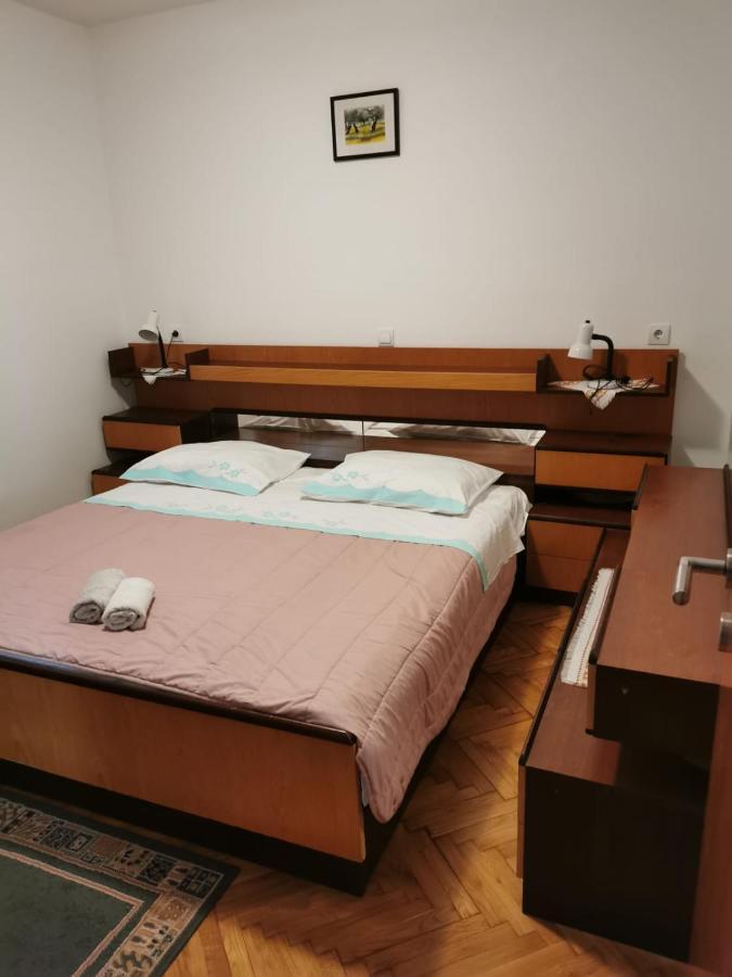 Apartment Dalmatini Tar-Vabriga Exterior photo